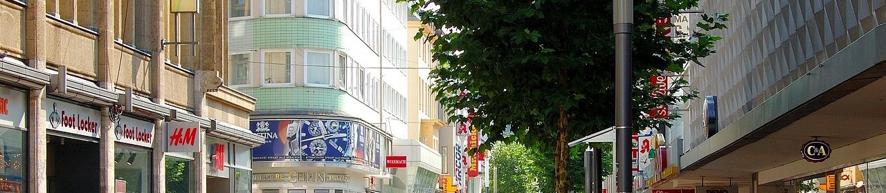 Slide mit Ausschnitt Fußgängerzone Stadt Gelsenkirchen © Bild von Jörg Möller auf Pixabay