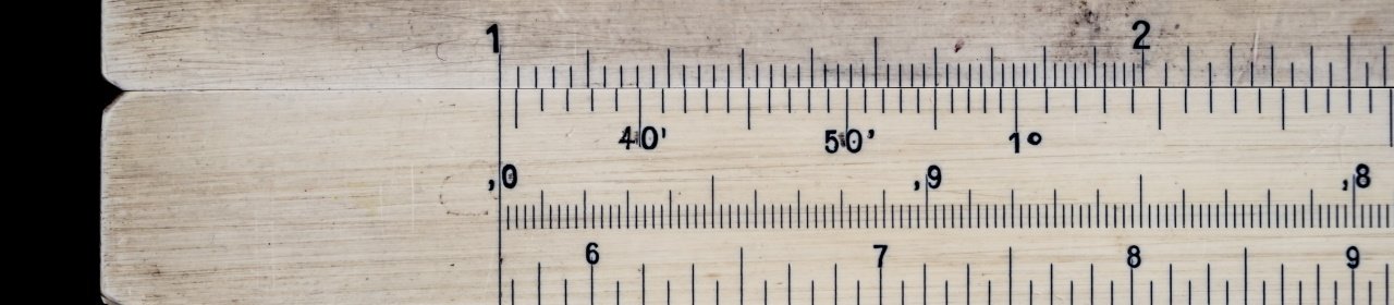 Sliderbild Lineal / Messung © Photo by Roberto Sorin on Unsplash Slide mit Sliderbild Lineal / Messung © Photo by Roberto Sorin on Unsplash