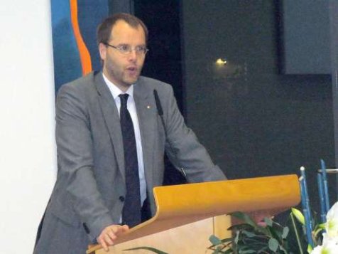 Überbrachte beste Wünsche für den Ruhestand: Prof. Dr. Bernd Kriegesmann, Präsident der Westfälischen Hochschule.