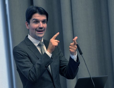 Prof. Dr. Uli Paetzel, Redner auf der 30 Jahre IAT Feier