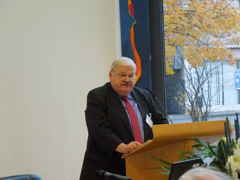 NRW-Arbeitsminister a.D. Guntram Schneider am IAT