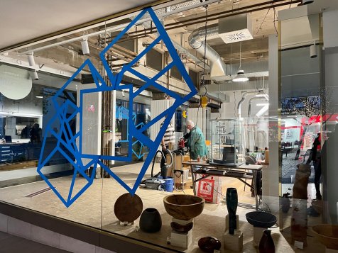 Gläserne Werkstatt Solingen Blick in eine Werkstatt