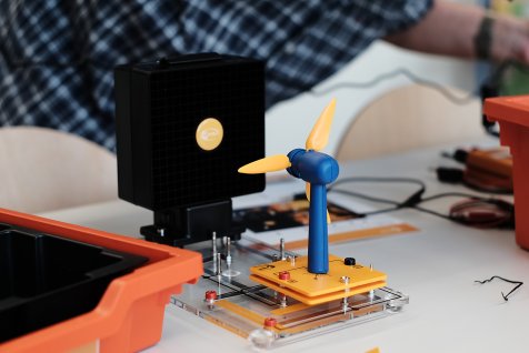 Wasserstoffexperiment (Foto: IAT)